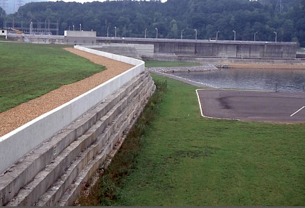 Nickajack Auxillary Spillway completed
